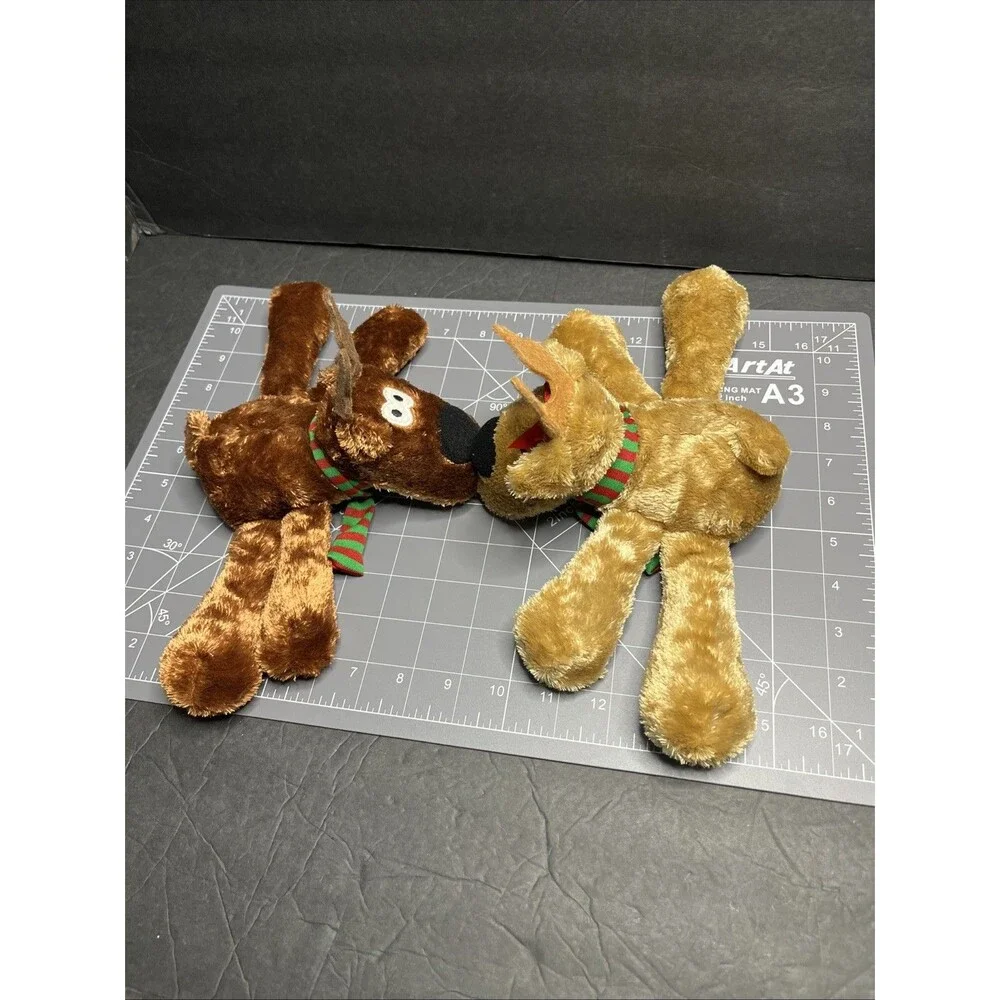 Hallmark Magnetic Kissing Reindeer Plush Set Brown Holiday 2pc Rodney Rhonda
